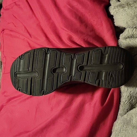 Shoes, 8 1/2, black, Sketchers, arch support, wide, mesh - Picture 2 of 5